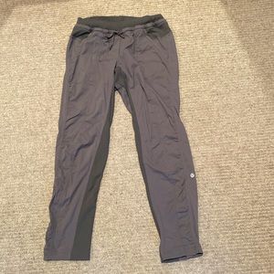 Lululemon Dance Studio - crop